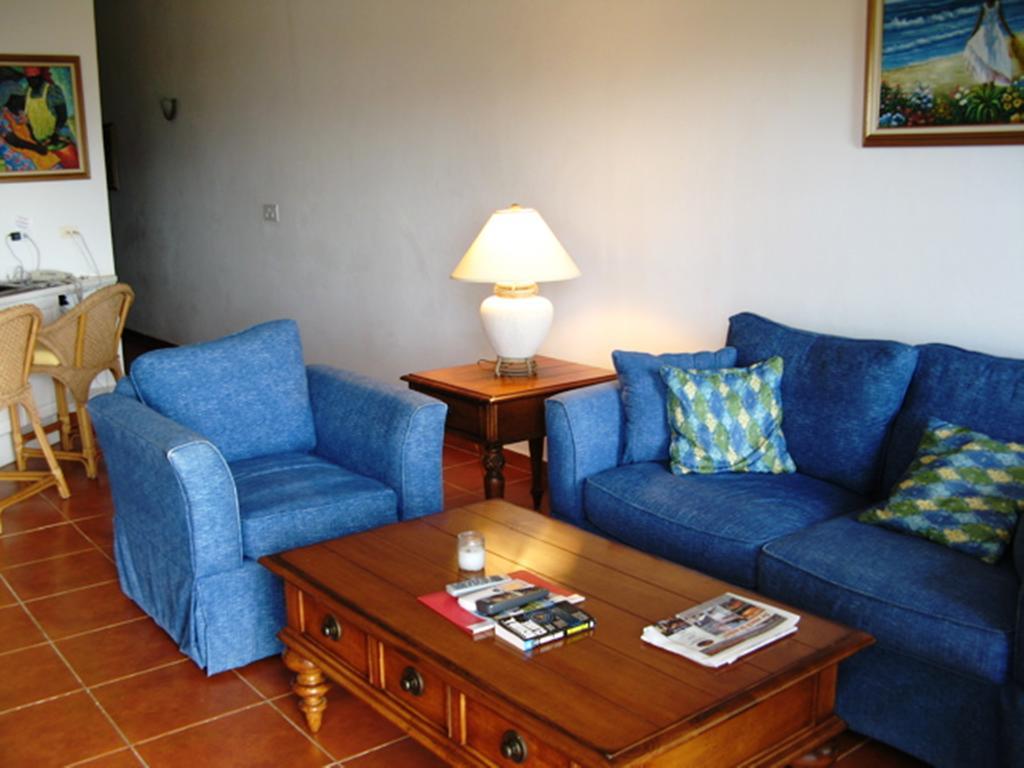 Ocean Terrace Condominiums The Valley Quarto foto